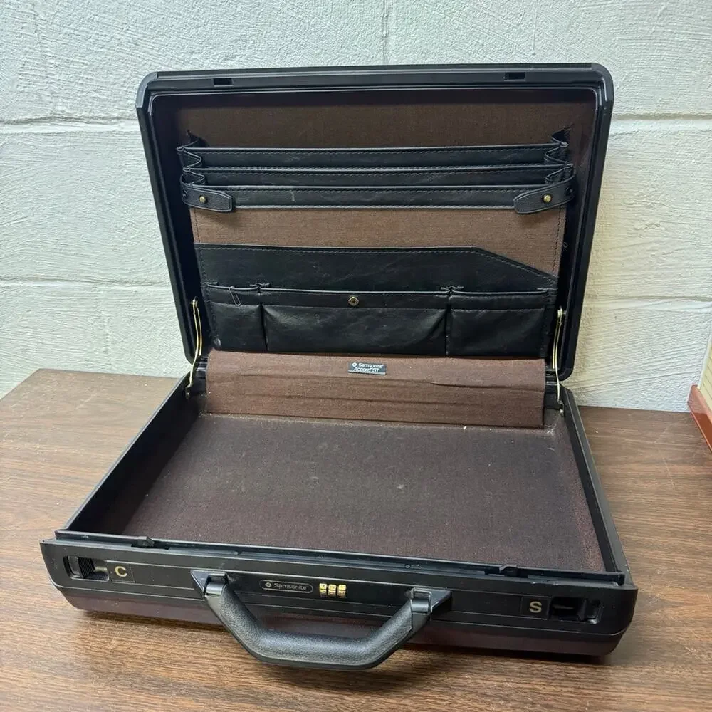 Samsonite good used